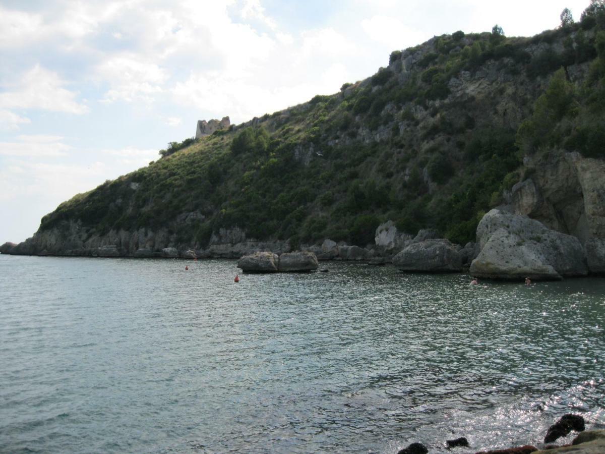 Villa "Il Nespolo" à Scauri  Extérieur photo