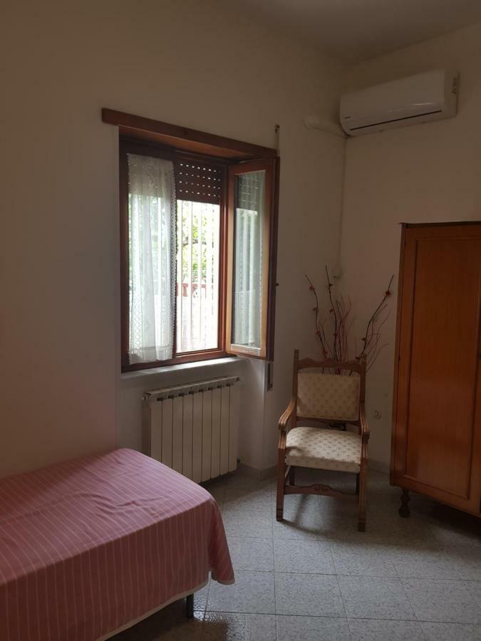 Villa "Il Nespolo" à Scauri  Extérieur photo